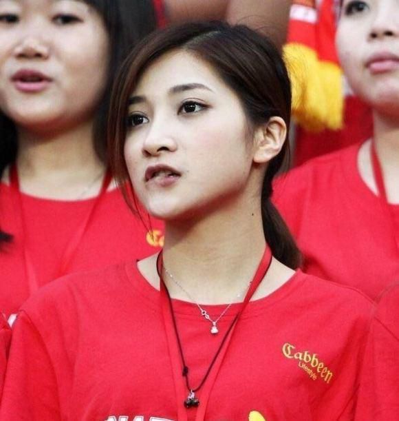 堂姐的套房袭击